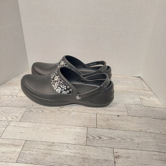 CROCS mercy work clog black silver slip resistant women's size 11 - Picture 5 of 6